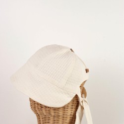 Off-white textured hat